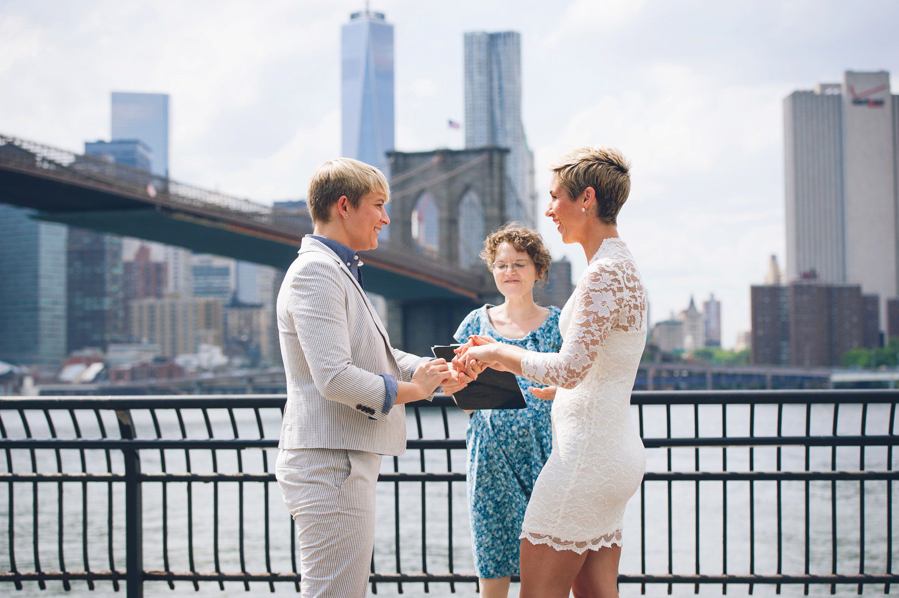 Brooklyn Bridge Park,Dumbo,elope in new york,elopement in NYC,heiraten in new york,love is love,