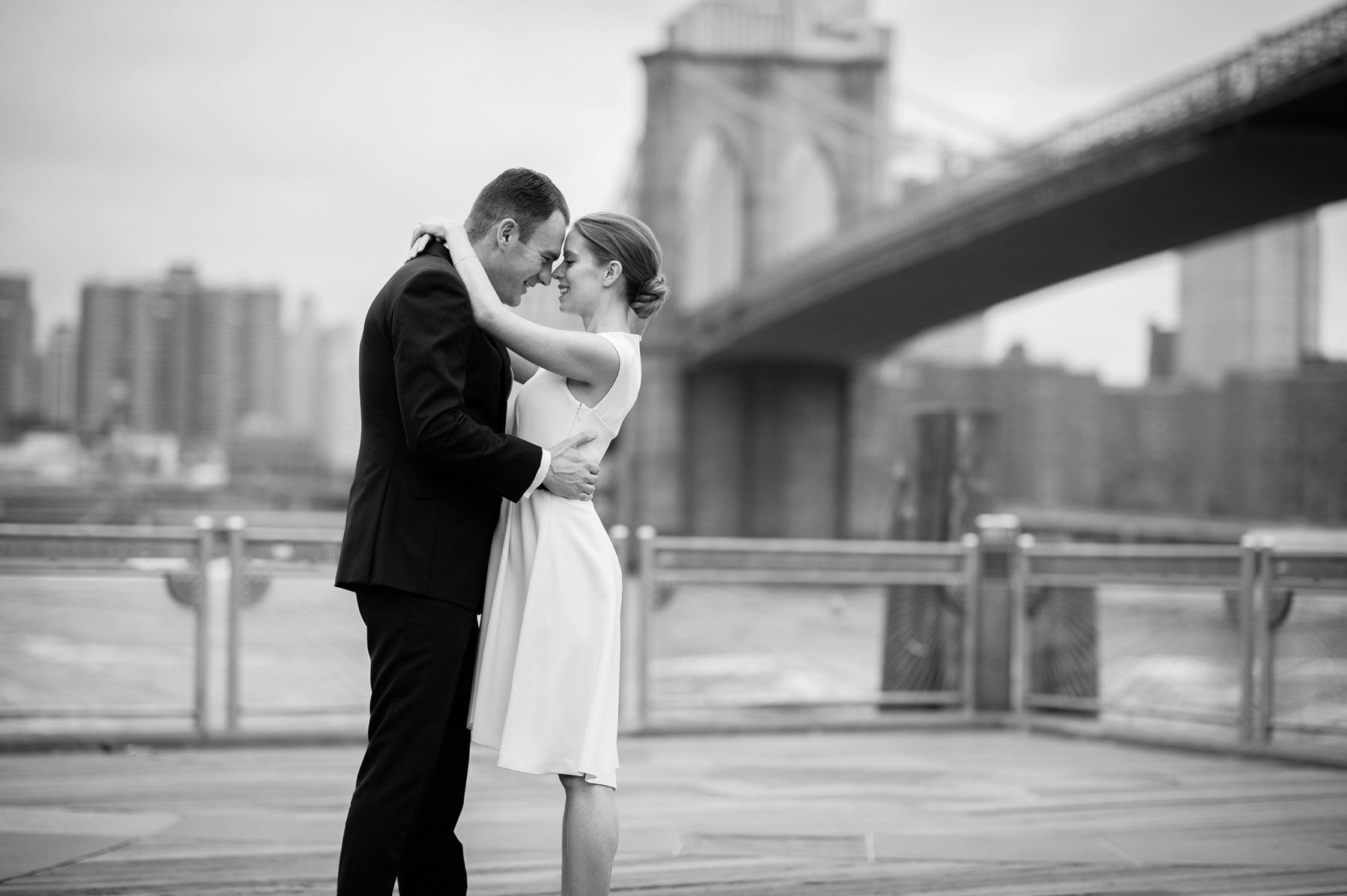 new york elopement sascha reinking photography brooklyn bridge park
